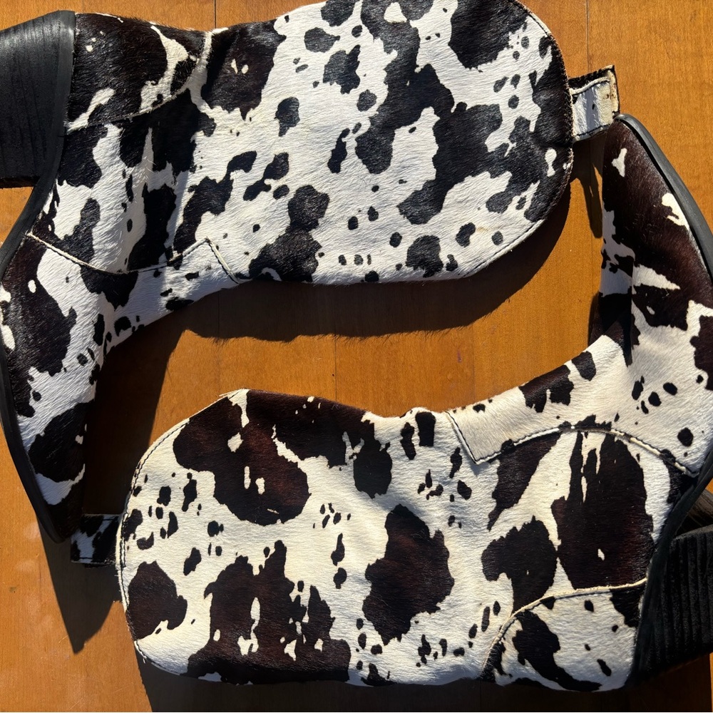 Dingo cow print cowboy Boots